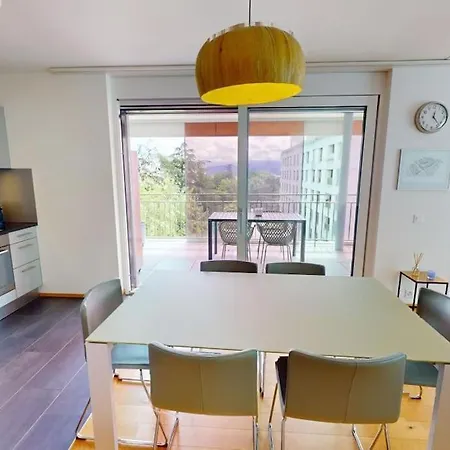 Bright & Contemporary 2-bed, 2-bath In Cds26-d13